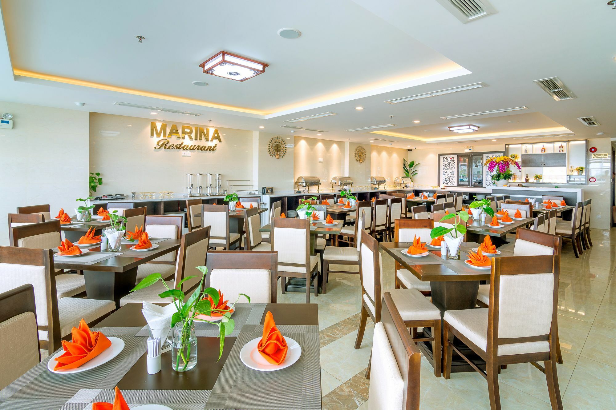 Khách sạn Dana Marina Boutique 4*